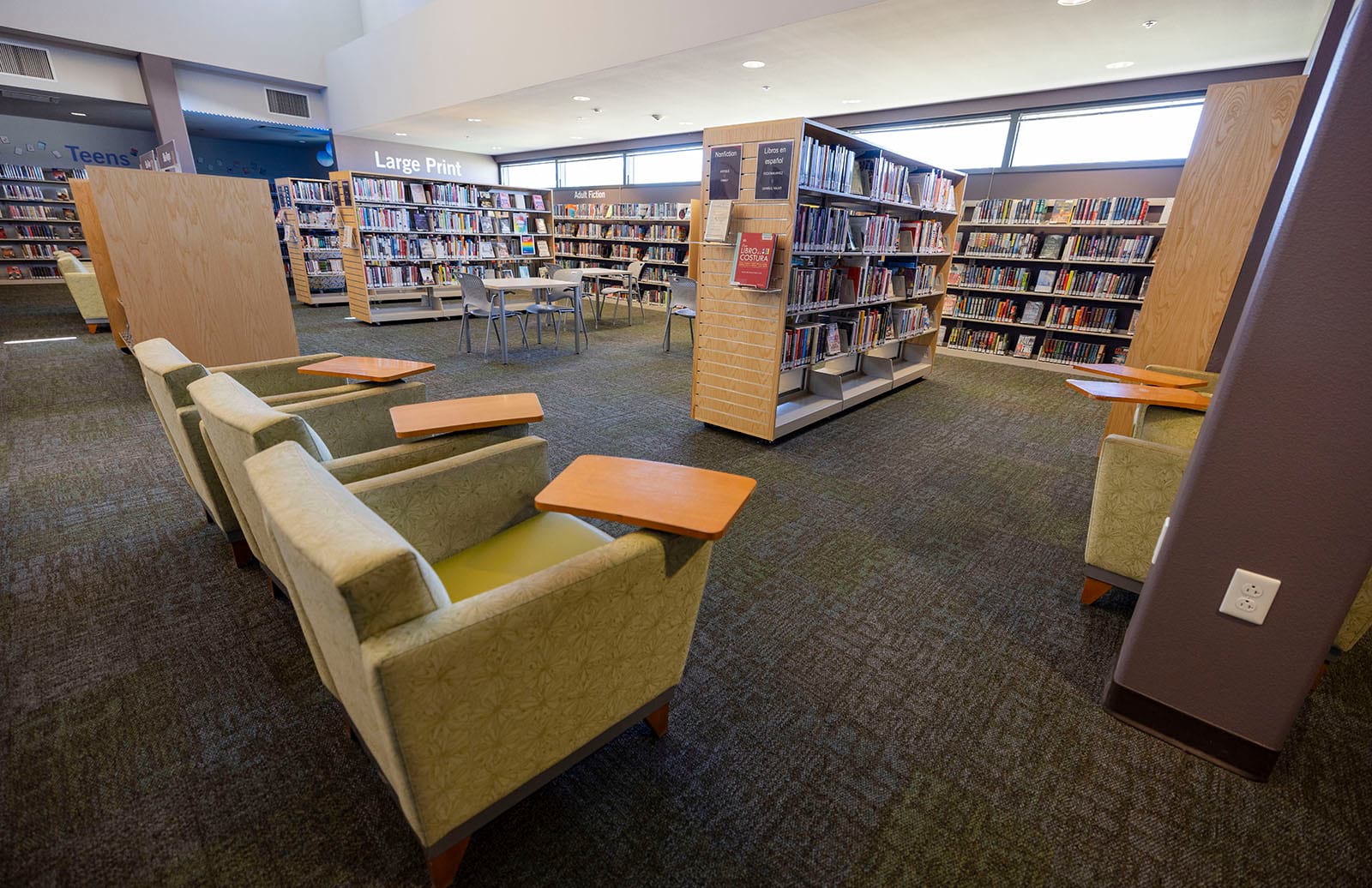 Photo of the adult fiction area of the Gila Bend Library