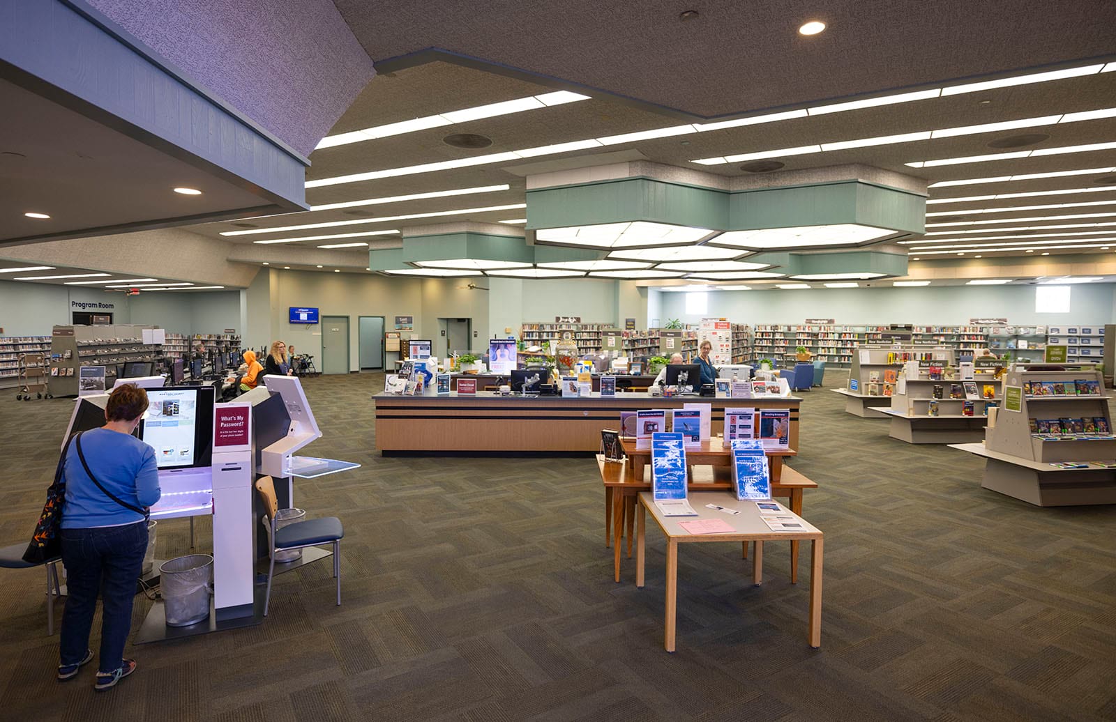 Photo form the entrance of Sun City Library